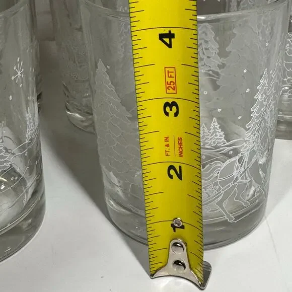 Vintage Avon Through The Woods Frosted Winter Sleigh Ride Low Ball Glasses EUC6